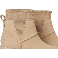 UGG Moxy Fashion Boots B0DPRP7N8J Élégant