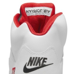 Air Jordan 5 Retro 'Midnight' - Édition Noire Profonde aux Détails Cachés